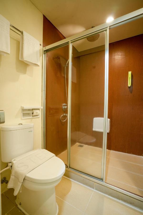 Maxonehotels.Com At Vivo Palembang Eksteriør billede