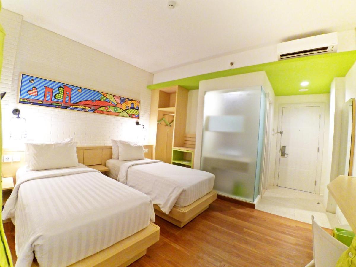 Maxonehotels.Com At Vivo Palembang Eksteriør billede