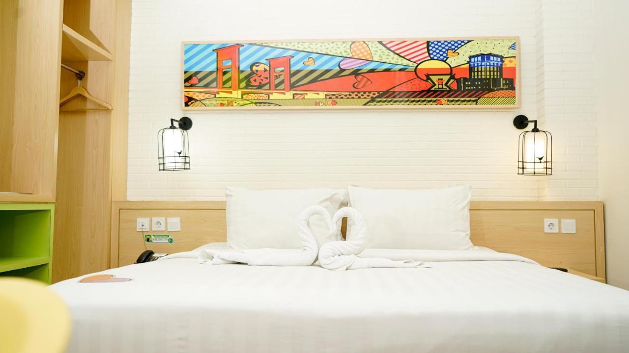 Maxonehotels.Com At Vivo Palembang Eksteriør billede